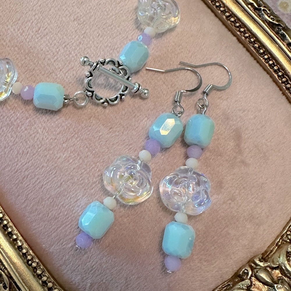 Handmade Bracelet & Earring Set Robins Eggs Blue Lavender Purple Toggle Clasp - Picture 4 of 12